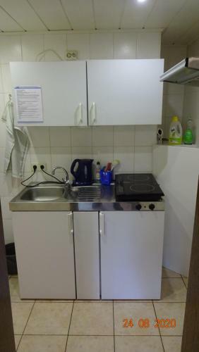 Hostal Pension "am Schlo�"