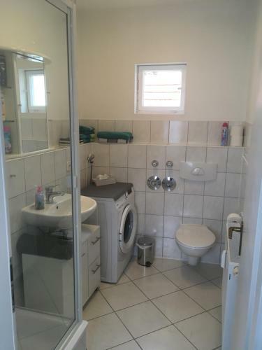 Sam Apartments