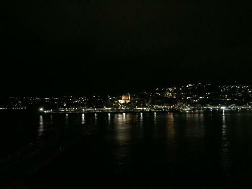 Spacious Luxury Apartment In Rapallo Center