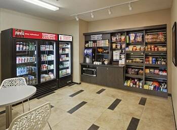 Hotel Candlewood Suites San Marcos