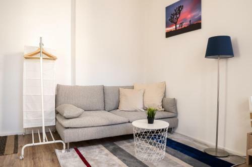 Full House Studios - Blue Apartment - Netflix, Wifi Inkl