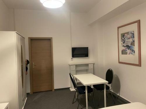 Hostal Pension - A2 Rothensee / Magdeburg