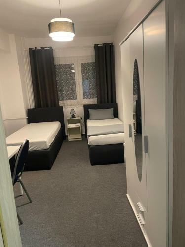 Hostal Pension - A2 Rothensee / Magdeburg
