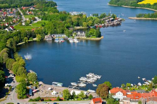 Apartamento Strandhaus Direkt An Der M�ritz