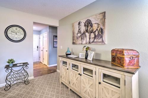 Apartamento Condo Resort Amenities, Deck And Lake View!
