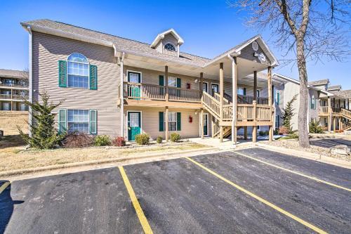 Apartamento Charming Condo With Deck, 4 Mi To Branson Strip
