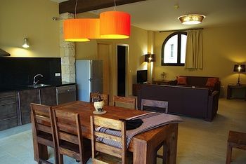 Apartamento L'arcada De Fares