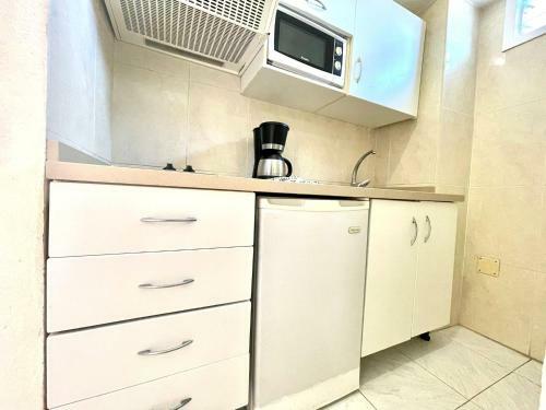 Apartamento Studio Room Pp With Balcony, Wifi, Nearby Sea
