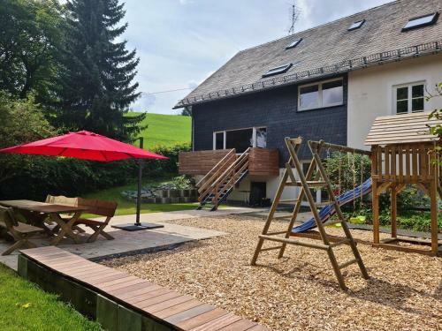 Alte Schule Deifeld 10-12 Personen - Schieferhaus