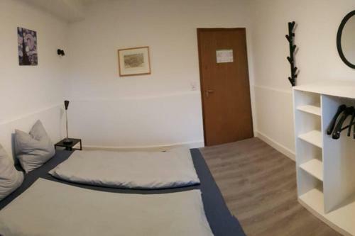Alte Schule Deifeld 10-12 Personen - Schieferhaus