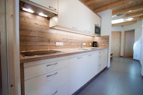 H�lzlhof Apartments