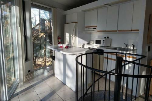 Unit 18 - Treetop 2 Bedroom Villa