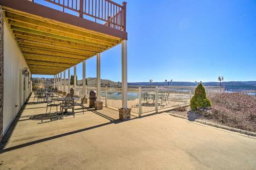 Apartamento Hollister Condo With Table Rock Lake On-site!