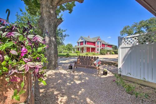 Cozy Ironton Cabin With Shared Pool And Private Patio!