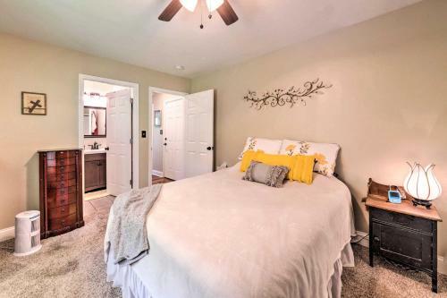 Pet-friendly St Louis Home With Private Yard!