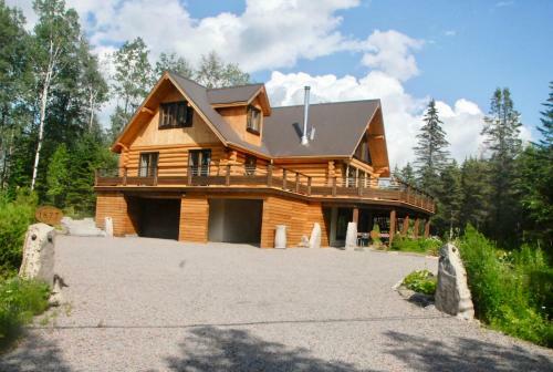 Bed & Breakfast Le Domaine Du Lac Saint Charles