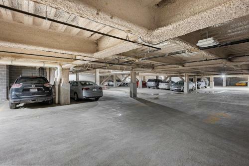 Upscale 2 Bedroom Stay With Rooftop Pool And Hot Tub! 402