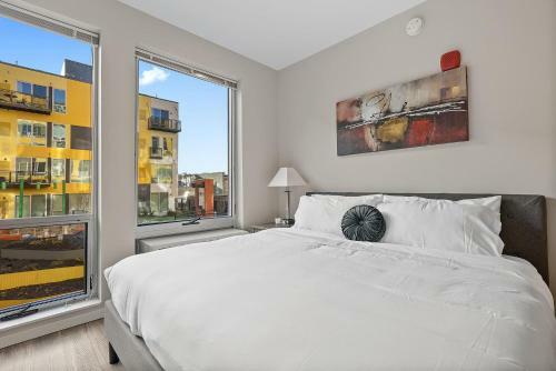 Insta-worthy Oasis Steps From Nightlife With Hot Tub 342