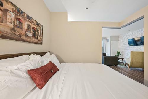 Crossroads Art District Upscale Stay With Free Parking 344