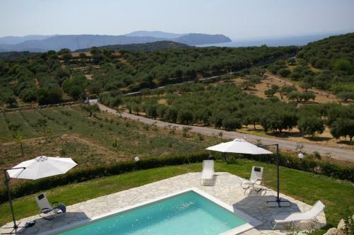 Casa Del Poggio Barone Bouganvillea