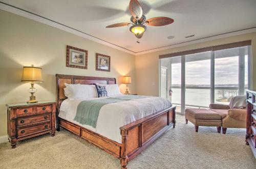 Apartamento Top Floor End Unit Condo With Resort Perks!