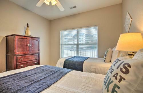 Apartamento Top Floor End Unit Condo With Resort Perks!