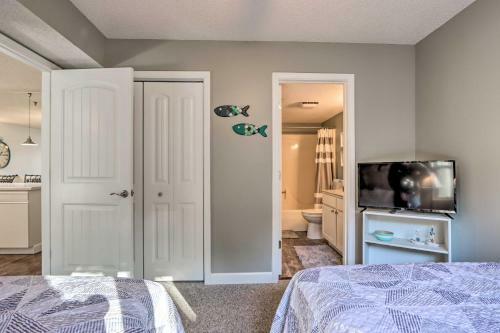 Apartamento Lovely Lakefront Condo With Dock And Pool Access!