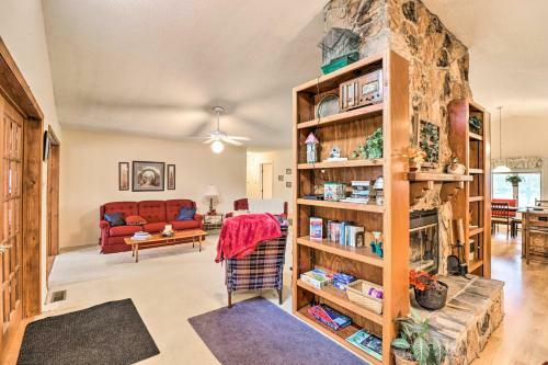 40-acre Poplar Bluff Nature Lovers Paradise!