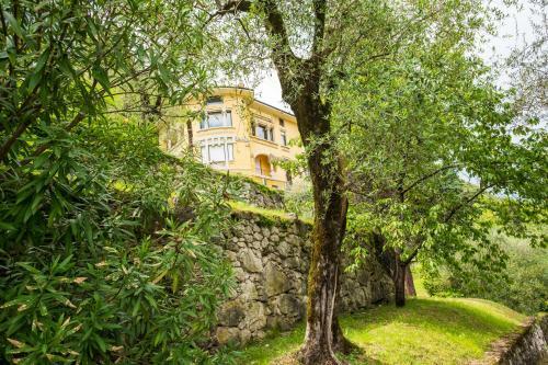 Apartamento Lake Attic In Villa Lina