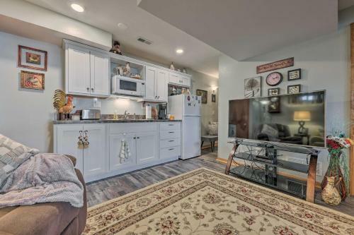 Pet-friendly St Joseph Apartment With Yard!