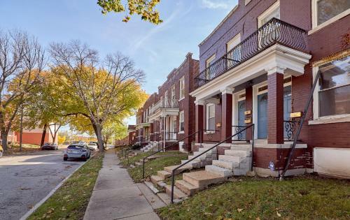 Apartamento Forest Park, Science Center, Bjc & Cwe Restaurants