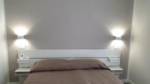 Hostal Marina Bay House