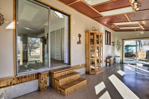 Cozy Choteau Home With Fire Pit, Grill, Yard!