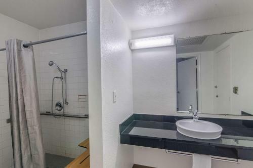 Motel 6 Ardmore