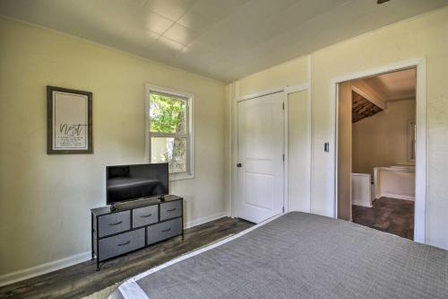 Central And Cozy Billings Home About 1 Mi To Dtwn!