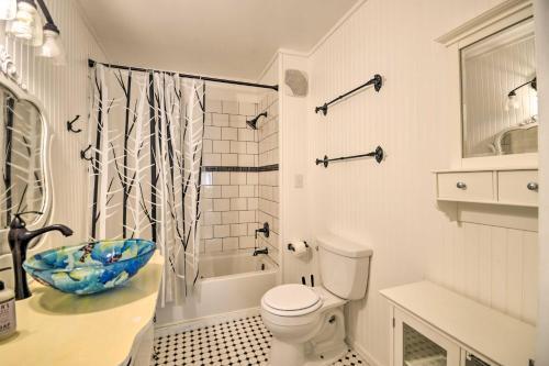 Central And Cozy Billings Home About 1 Mi To Dtwn!