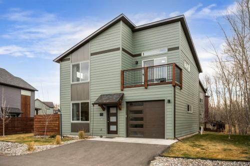 Bozeman Home Base With River Access And Firepit