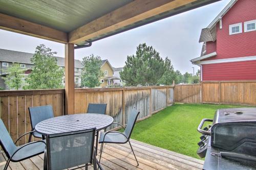 Bozeman Bliss With Yard, 20 Miles To Skiing!