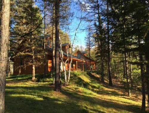 The Ridge At Glacier - Luxury Cabins