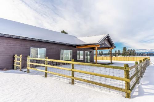 Mountain View Manor