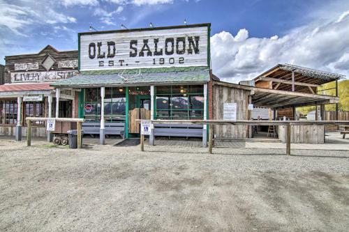 Airy Emigrant Townhome With Sweeping Mtn Views!