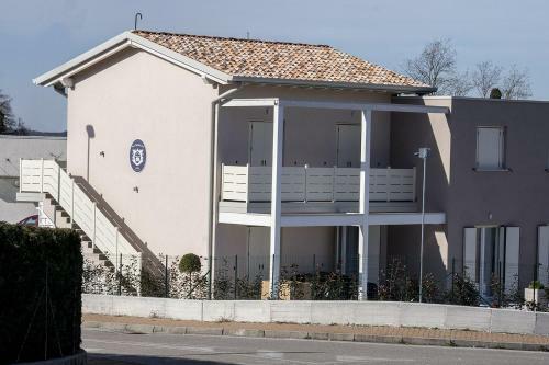 Hostal Home Suites Home