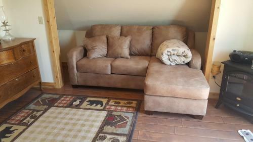 Lodge Montana Yellowstone River Retreat