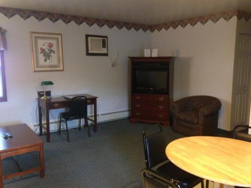 Motel Fred's Inn Restaurant & Lodging