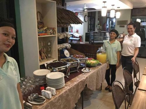 Hostal Makabata Guesthouse