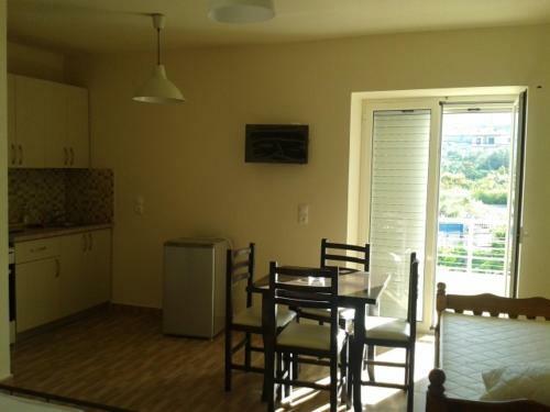 Hostal Magic Ionian Apartments & Rooms