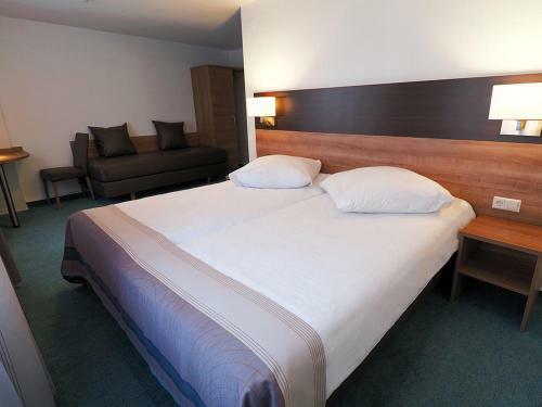 Hotel Goldener Hirsch Mosbach