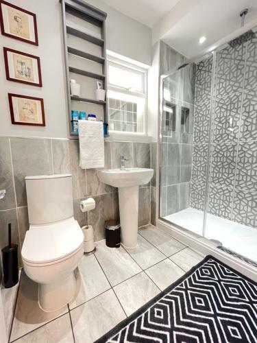 Great Located Victorian House With All Amenities