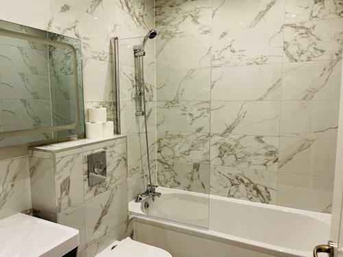Apartamento Salt Hill Eton Windsor Heathrow 2 Bed 1 Bath Free Parking