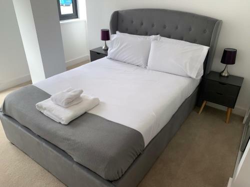 Roomotel - Streetsbrook Apartments